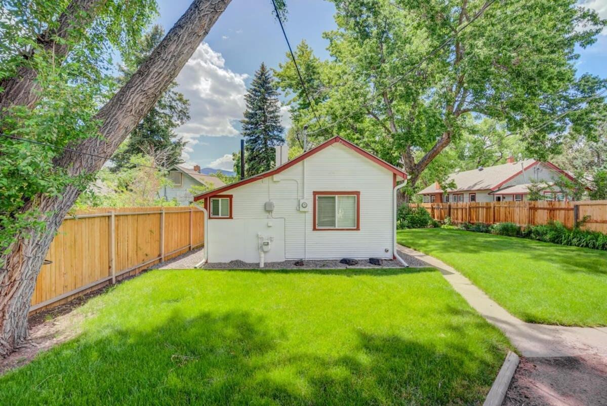 Vintage Tiny House Cute 1Bdrm Big Appeal Villa Colorado Springs Exteriör bild