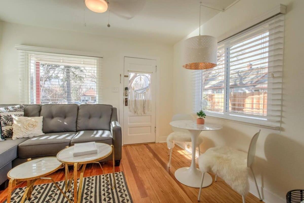 Vintage Tiny House Cute 1Bdrm Big Appeal Villa Colorado Springs Exteriör bild