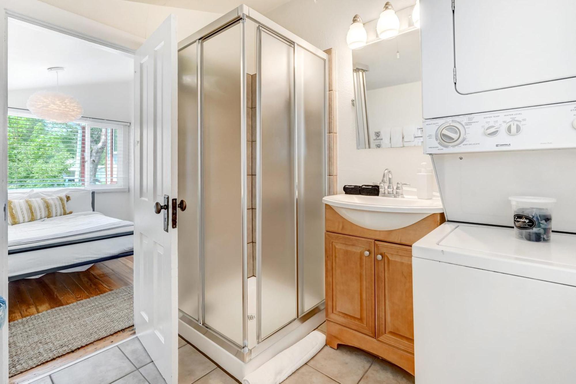 Vintage Tiny House Cute 1Bdrm Big Appeal Villa Colorado Springs Exteriör bild
