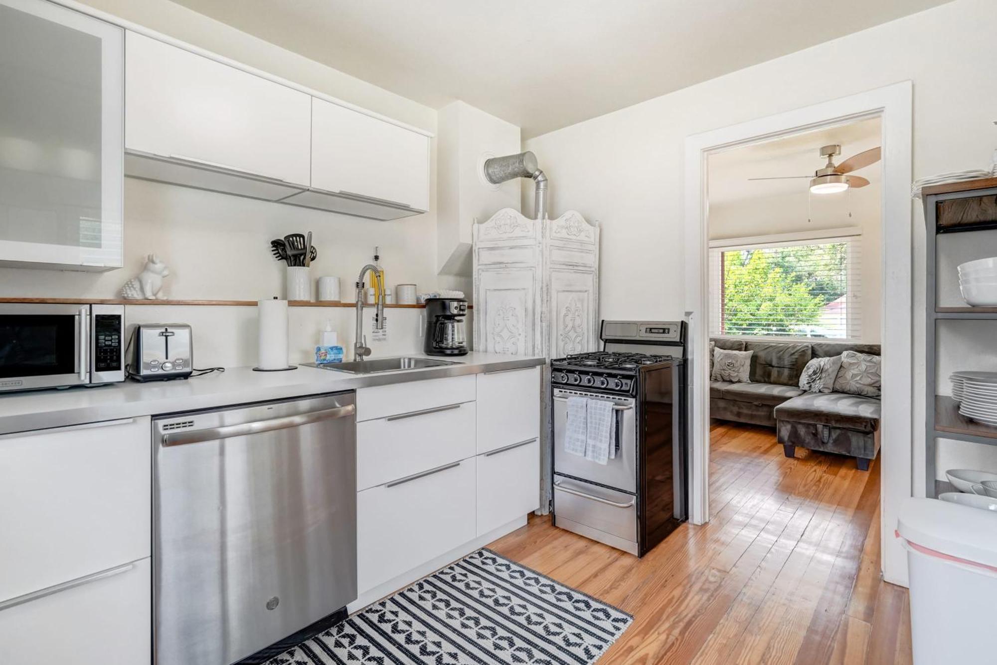 Vintage Tiny House Cute 1Bdrm Big Appeal Villa Colorado Springs Exteriör bild