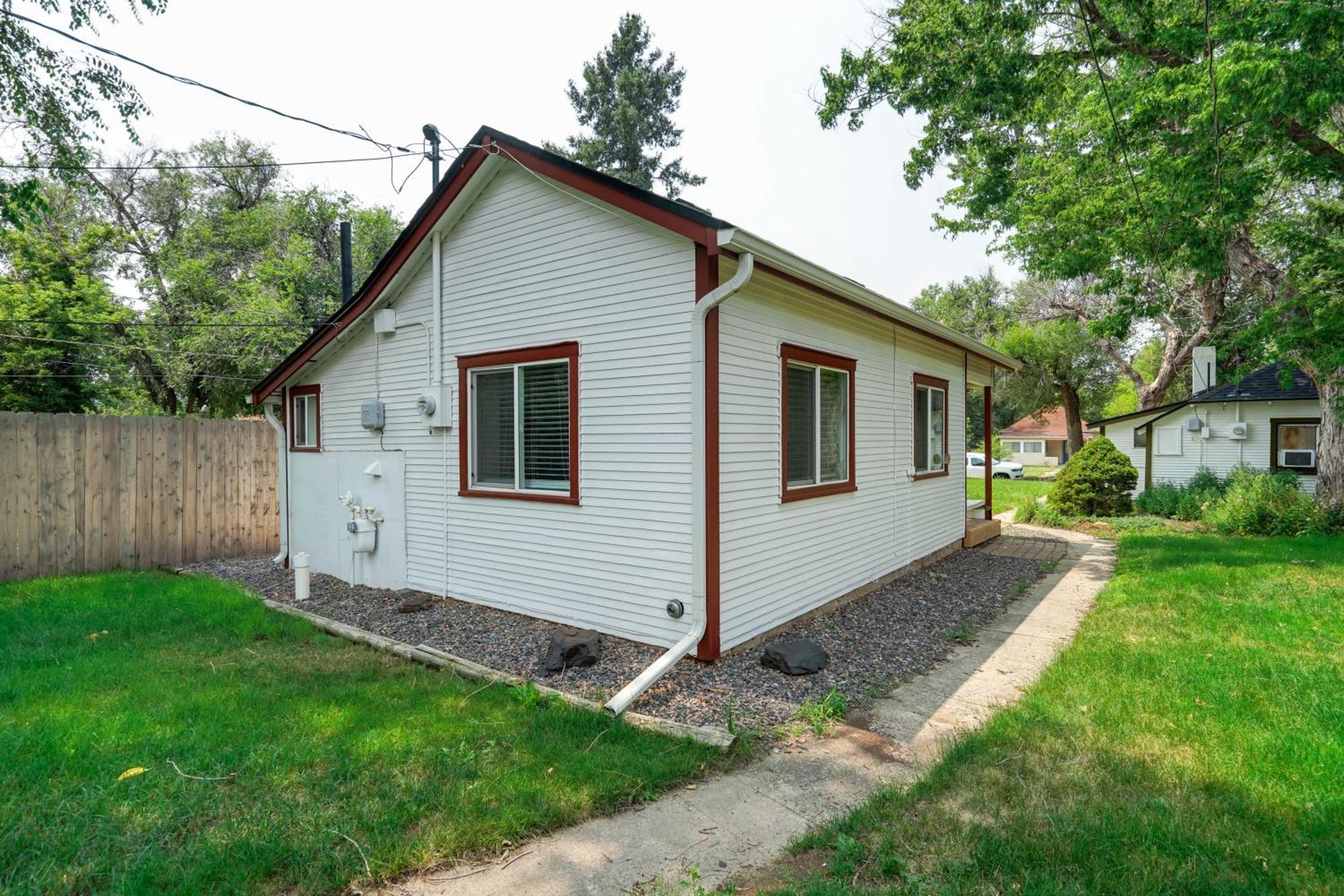 Vintage Tiny House Cute 1Bdrm Big Appeal Villa Colorado Springs Exteriör bild
