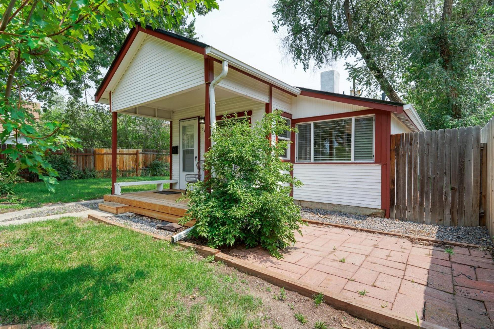 Vintage Tiny House Cute 1Bdrm Big Appeal Villa Colorado Springs Exteriör bild